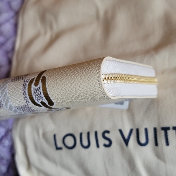 Louis Vuitton Damier Azur Chain Lock LV PRINT Large Zippy Wallet New LIMITED ED. - Picture 14 of 17